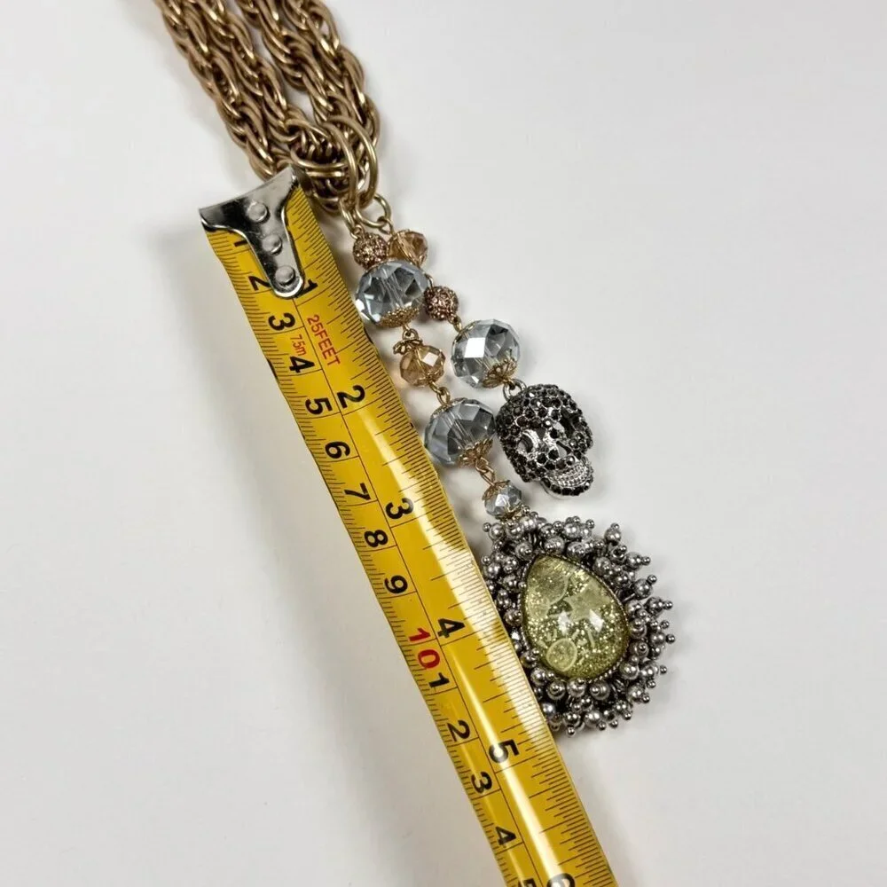NWT Vintage Y2K  Betsey Johnson Chunky Chain Pendant Necklace Gold Skull